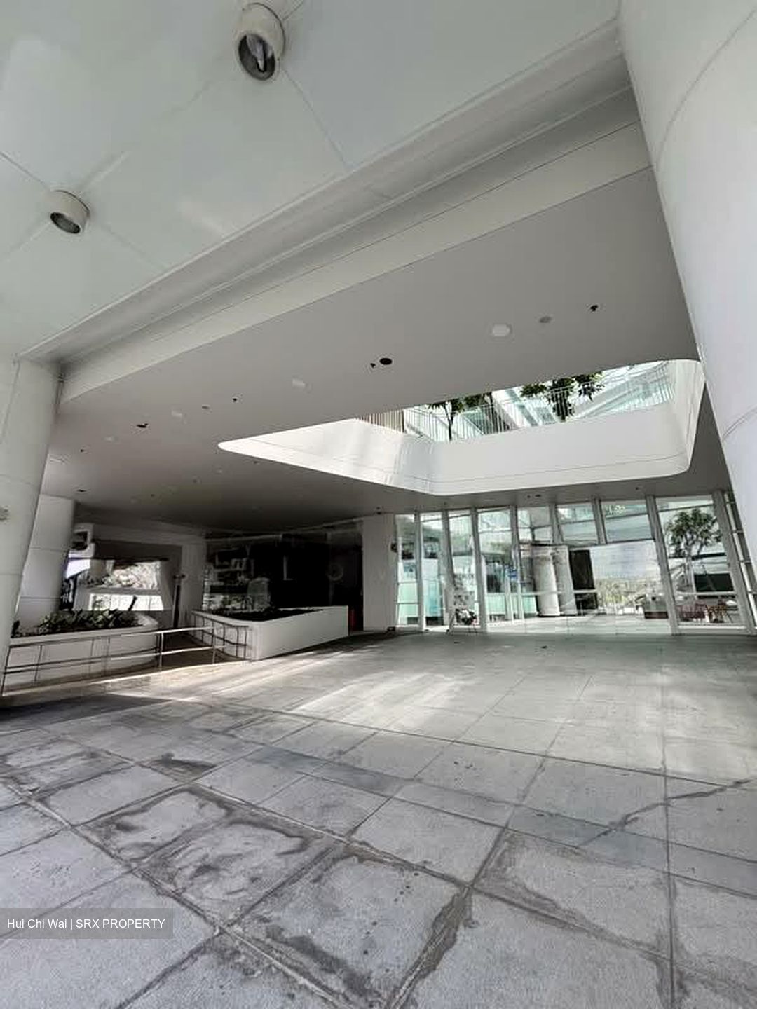 Solaris (D5), Retail #581882341